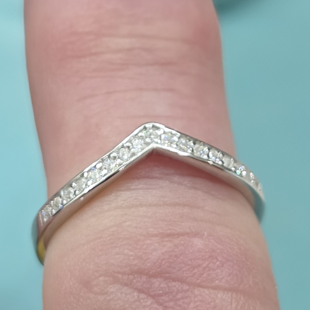 Moissanite Size 5 "V" Band.